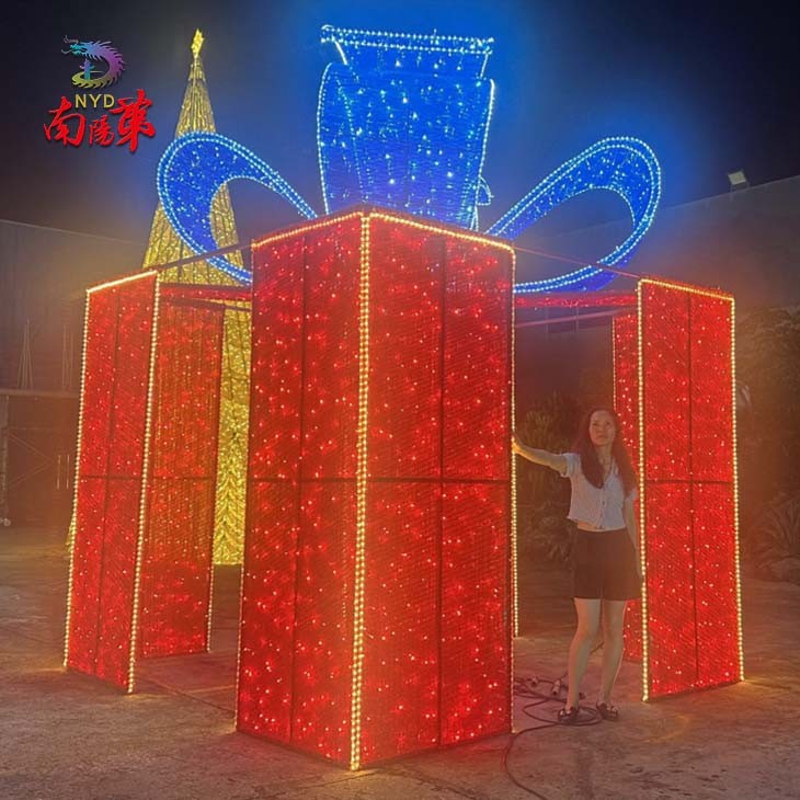 Outdoor Christmas Gift Boxes with Lights